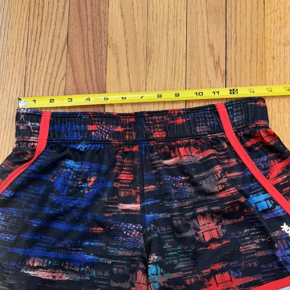 Reebok Performance Workout Shorts – Abstract Multicolor, Small - Picture 2 of 6